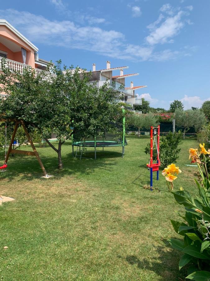 Apartments Rosa Umag Bagian luar foto