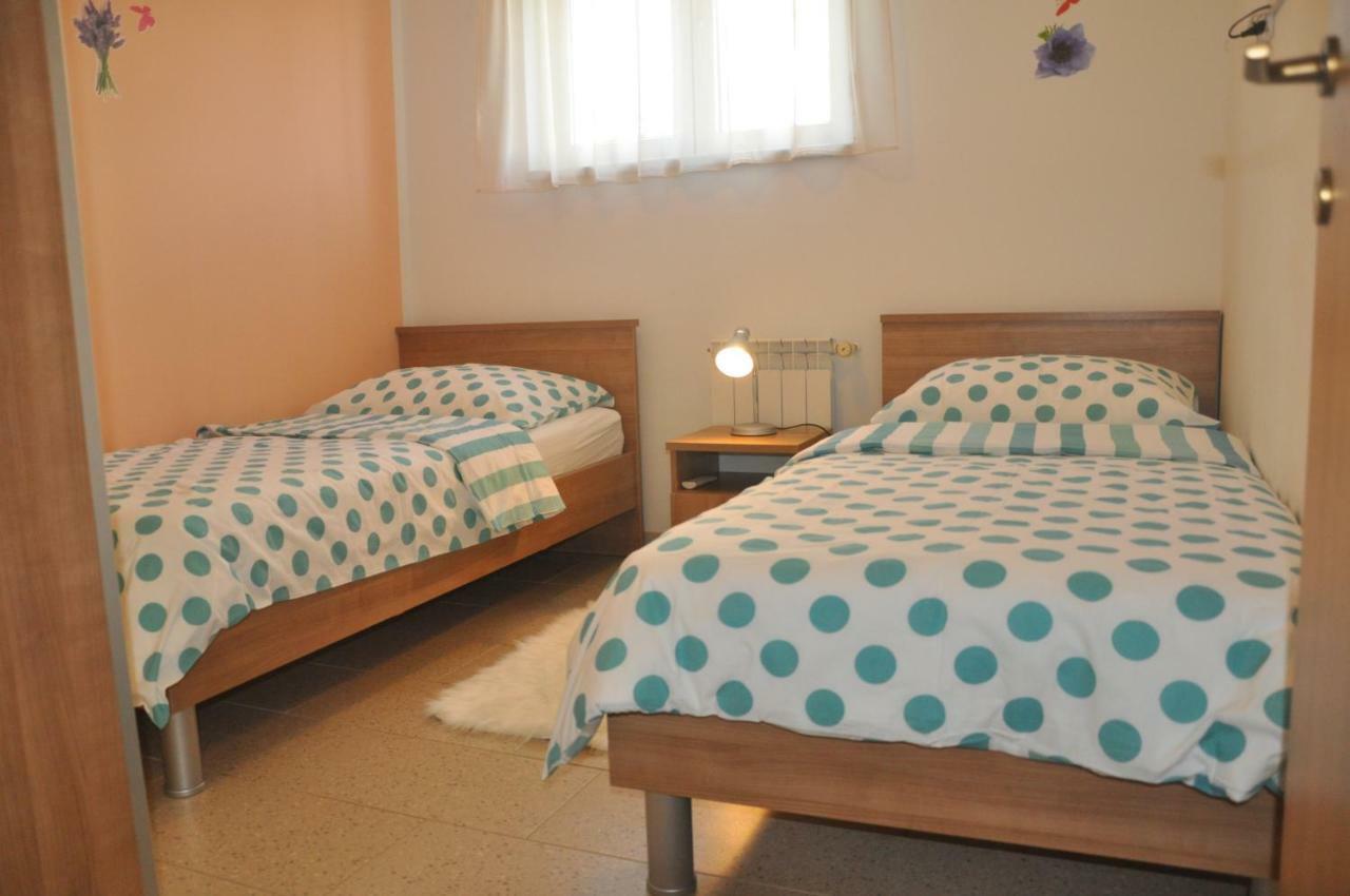Apartments Rosa Umag Bagian luar foto
