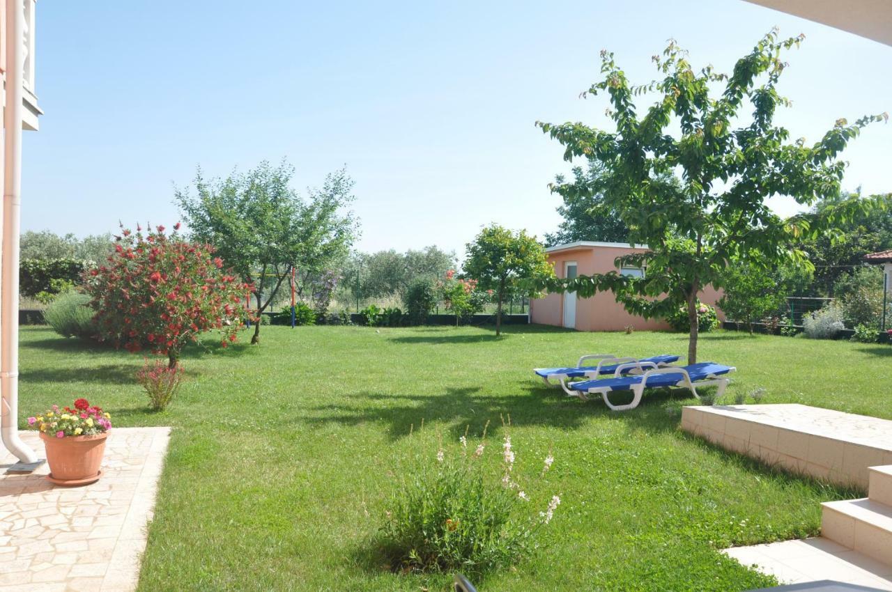 Apartments Rosa Umag Bagian luar foto